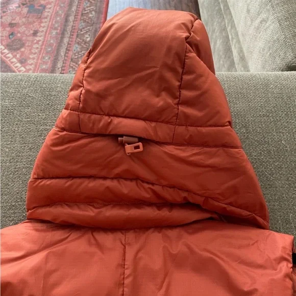 Patagonia Down Vest - Picture 5 of 5